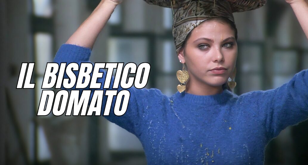 Celentano perde la pazienza e trascina il letto di Ornella Muti col trattore “ Il bisbetico domato “ Celentano perde la pazienza e trascina il letto di Ornella Muti col trattore “ Il bisbetico domato “
